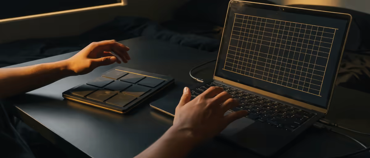 शुरुआती के लिए Suno बनाम FL Studio 2026: प्रॉम्प्ट टूल या DAW